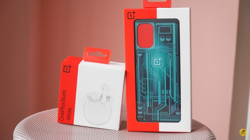 Hộp đựng ốp lưng