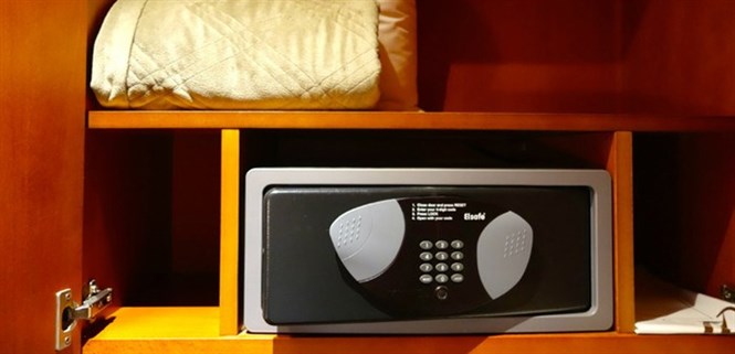 Két sắt âm tường là gì? Ưu, nhược điểm