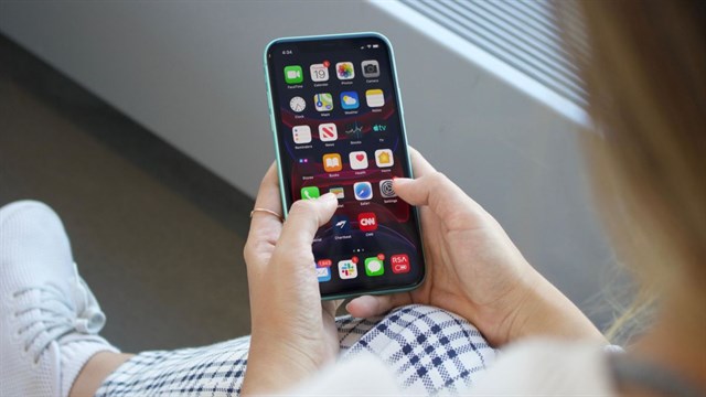 Cài ứng dụng bên ngoài Appstore vào iPhone mà không Jailbreak