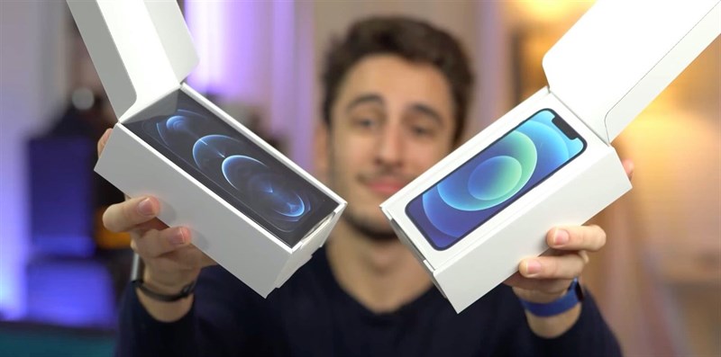 Hộp bán lẻ dòng iPhone 12 tại Pháp lớn hơn phần còn lại của thế giới