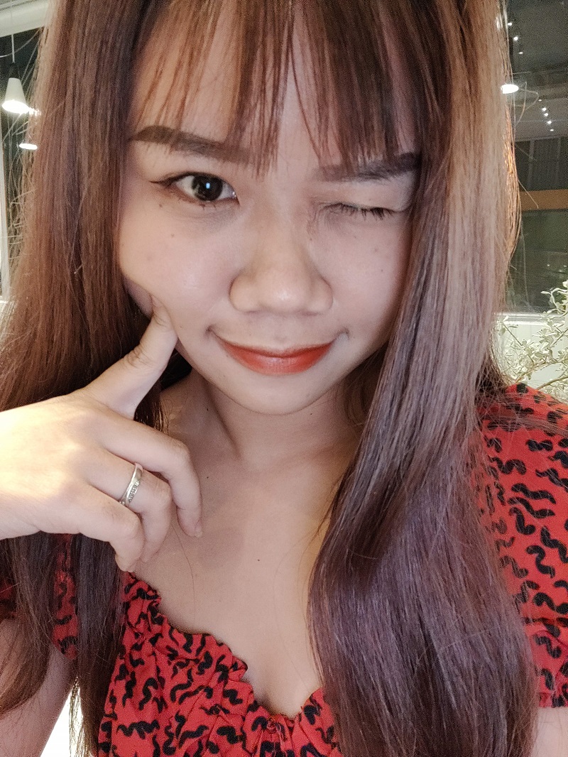 Ảnh chụp bằng camera selfie của máy