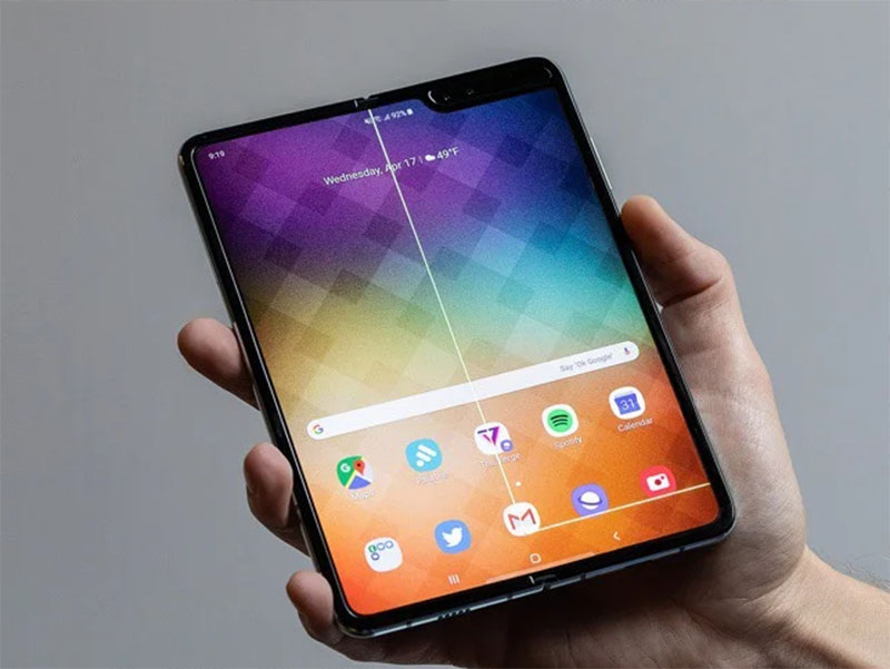 Galaxy Fold gặp lỗi khi gập nhiều lần Galaxy Fold gặp lỗi khi gập nhiều lần
