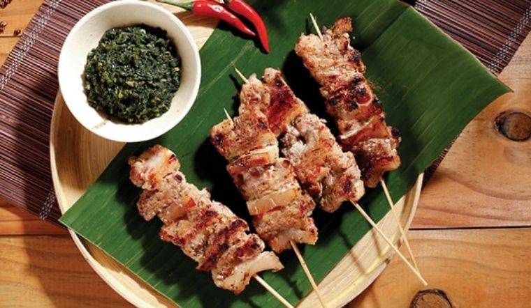 Heo xiên que nướng mắc khén, hãy thử một lần rồi bạn sẽ "nghiện" cho mà xem!