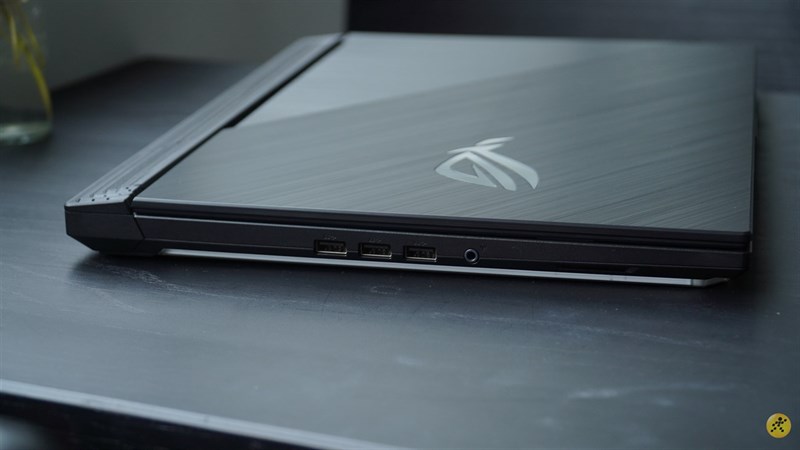 ASUS ROG Strix G17 ASUS ROG Strix G17