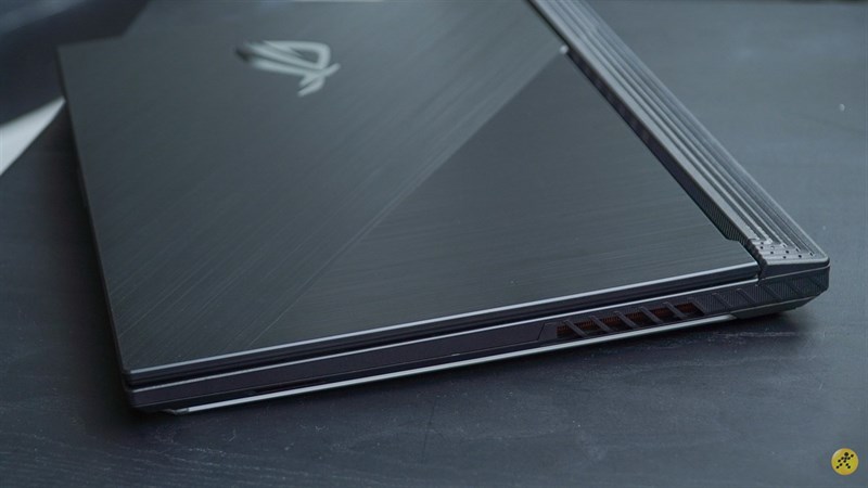ASUS ROG Strix G17 ASUS ROG Strix G17