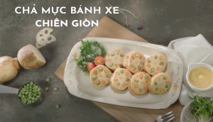 Bé lười ăn hãy làm ngay món chả mực bánh xe chiên giòn rụm cho bé