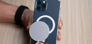 8 cách sạc pin cho iPhone 12 khi Apple không đi kèm củ sạc