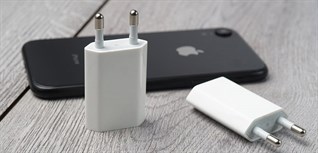 Tận dụng bộ sạc iPhone cũ, mất bao lâu mới sạc đầy iPhone 12?