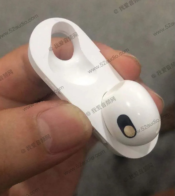 Xuất hiện hình ảnh thực tế một bộ phận của tai nghe không dây AirPods 3 cho thấy thiết kế lấy cảm hứng từ AirPods Pro