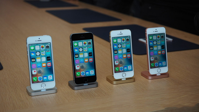 iPhone SE iPhone SE