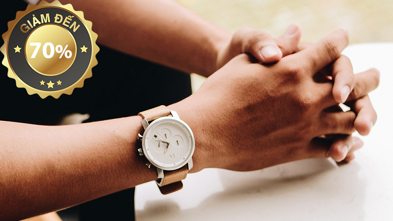 Đồng hồ thời trang giảm giá