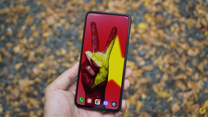 Vsmart tiếp tục đứng top 3 thị phần smartphone bán ra tại Việt Nam, ông lớn VinSmart tự tin trên con đường Mỹ tiến Vsmart tiếp tục đứng top 3 thị phần smartphone bán ra tại Việt Nam, ông lớn VinSmart tự tin trên con đường Mỹ tiến