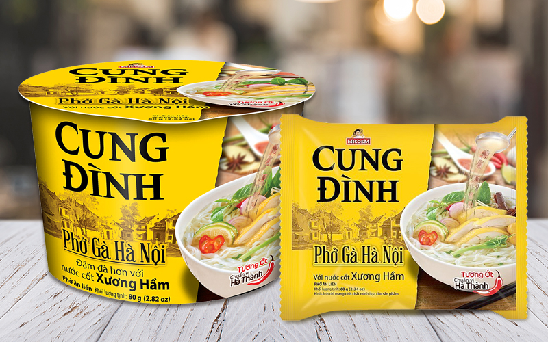 Phở gà Cung Đình Hà Nội có gói nước cốt xương hầm