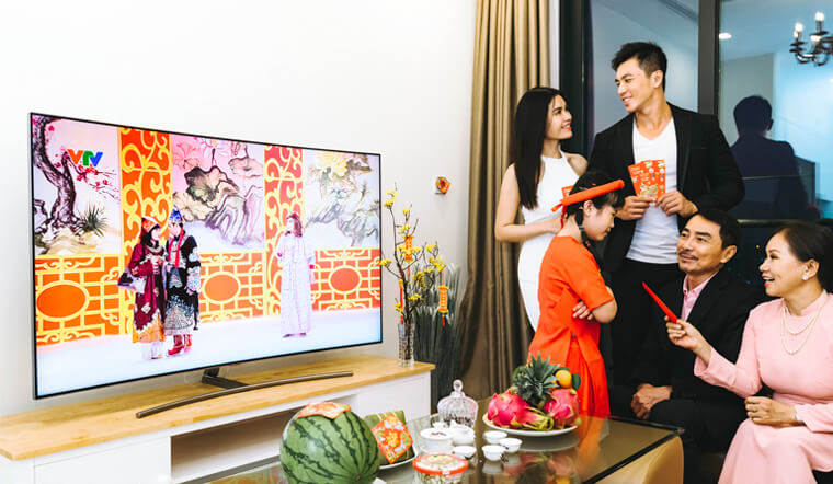 Tết 2021 ở nhà nên xem gì? Nghe gì?