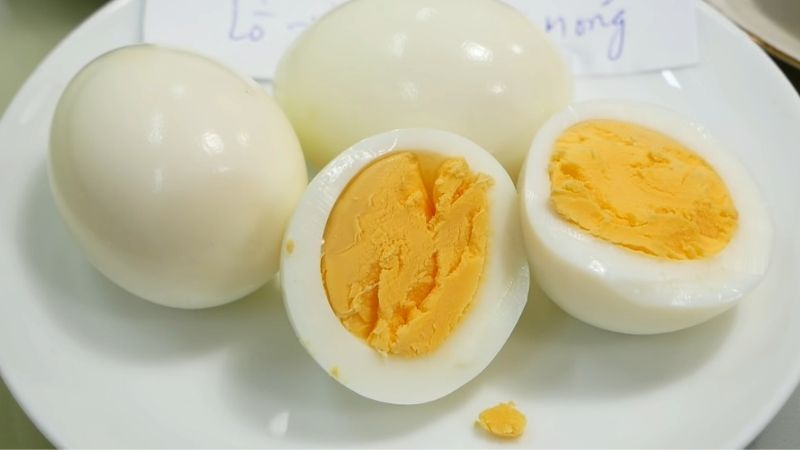 Trứng sau khi luộc