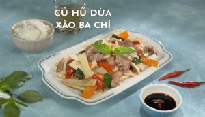 Cách làm củ hũ dừa xào ba chỉ dân dã, ngon khó cưỡng