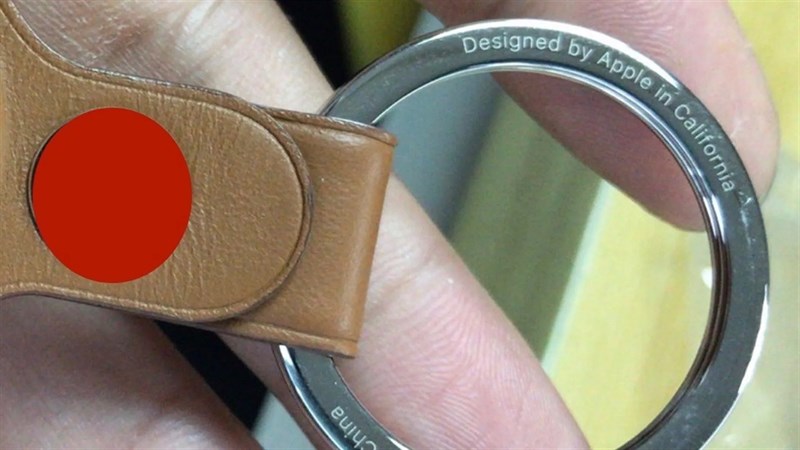 Bao da chứa phụ kiện theo dõi vị trí đồ vật AirTags của Apple lộ ảnh thực tế trên tay người dùng