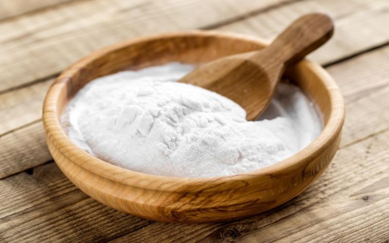 Sử dụng baking soda để làm trắng răng