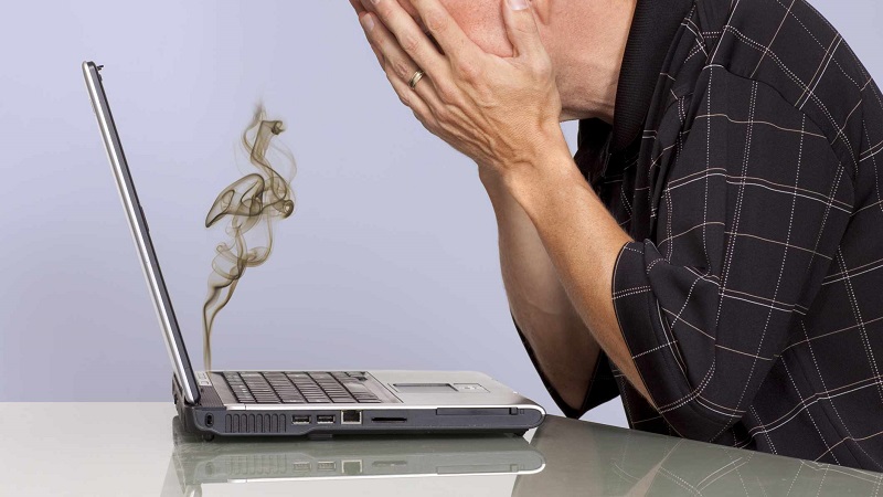 Laptop bạn có bao giờ bốc khói chưa?