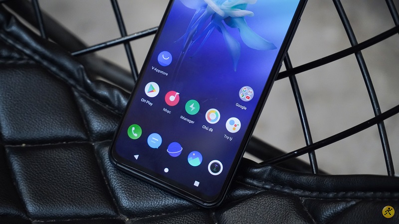 Vivo V20 SE với màn hình đẹp, cụm camera quá ổn áp, tổng hòa của những trải nghiệm tốt ở phân khúc tầm trung