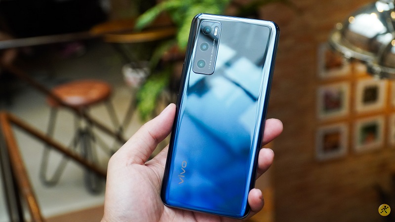 Vivo V20 SE với màn hình đẹp, cụm camera quá ổn áp, tổng hòa của những trải nghiệm tốt ở phân khúc tầm trung