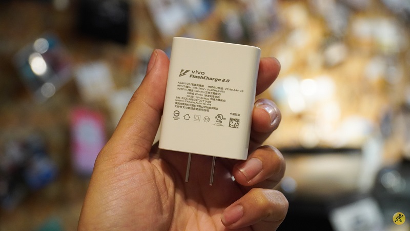 Vivo V20 SE với màn hình đẹp, cụm camera quá ổn áp, tổng hòa của những trải nghiệm tốt ở phân khúc tầm trung