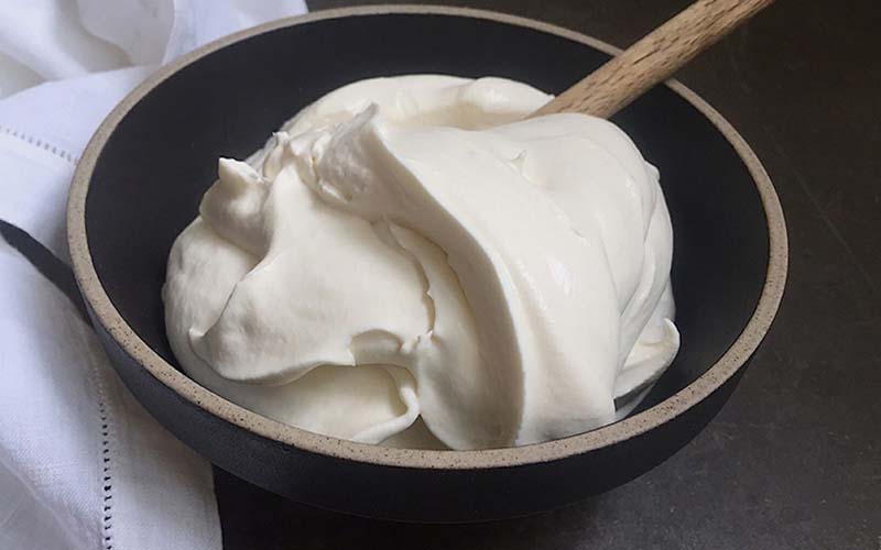 5 thương hiệu whipping cream tốt nhất được nhiều thợ làm bánh chuyên dùng