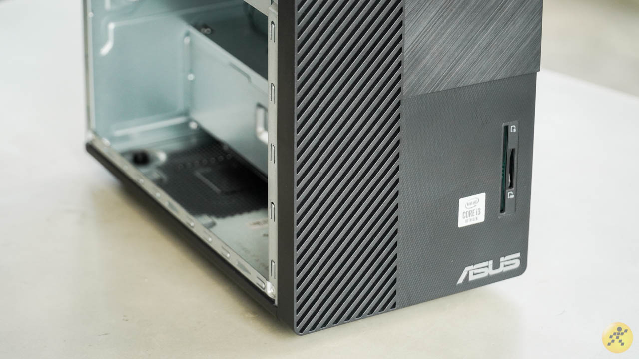 Phần họa tiết bên dưới của ExpertCenter D5