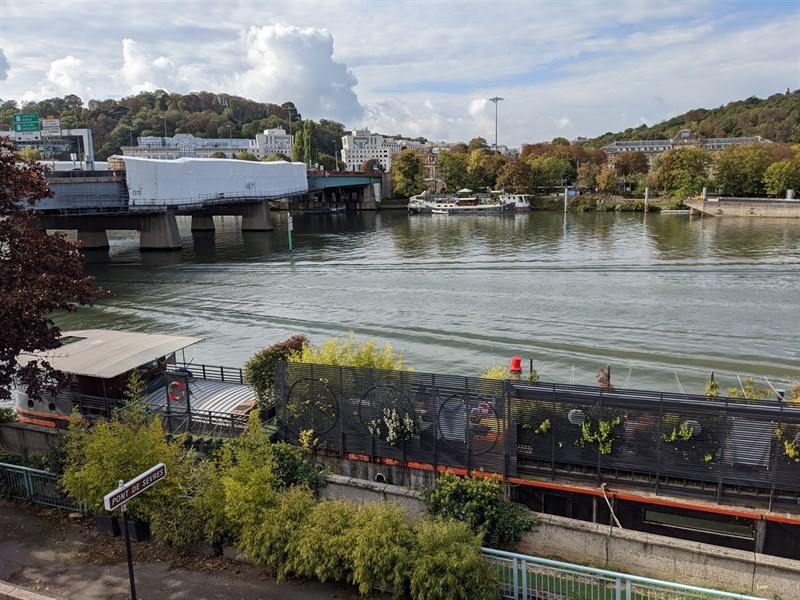 Ảnh chụp ngoài trời của Google Pixel 4a 