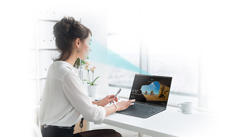 Laptop Asus ZenBook UX425EA