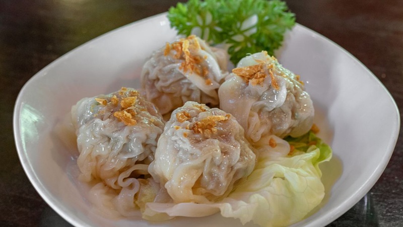 Những món ăn đặc trưng của người Hoa dịp Tết ở Việt Nam