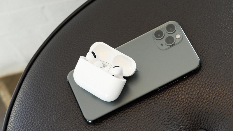 Xuất hiện mẫu thiết kế hết sức ấn tượng của tai nghe không dây AirPods 3, giống nhưng cũng khác so với AirPods Pro