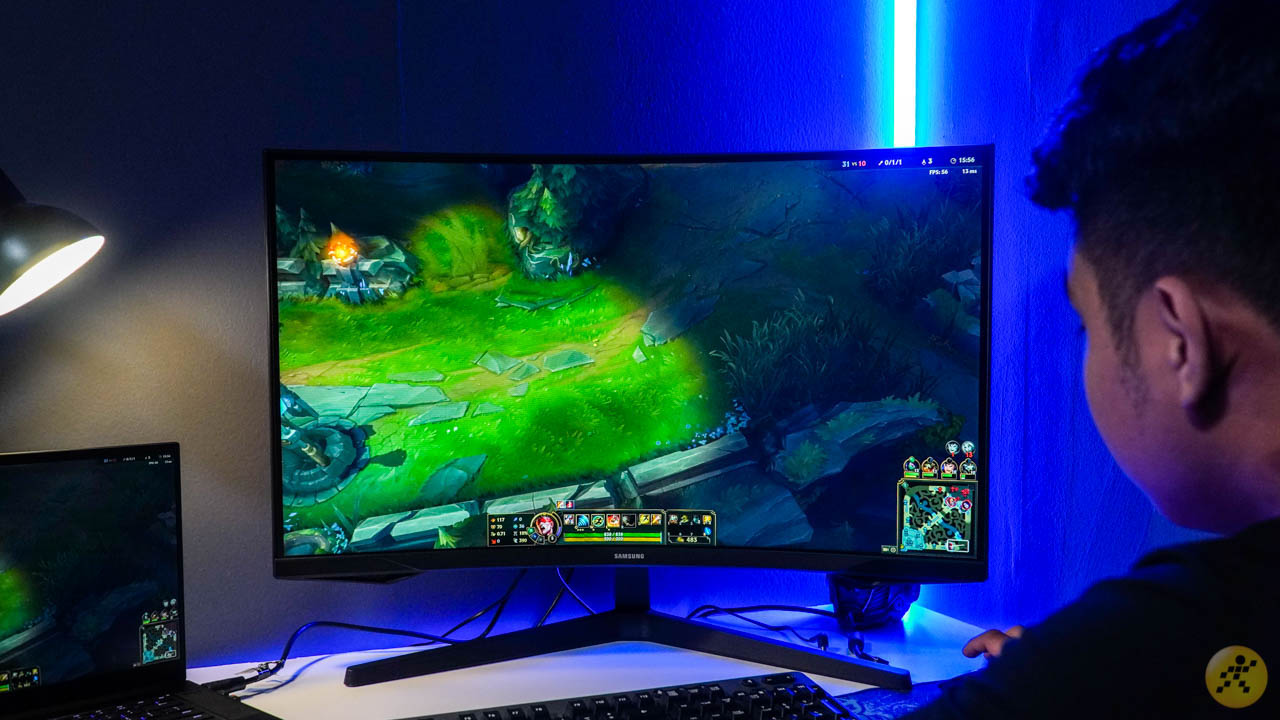 Khả năng hiển thị hình ảnh sắc nét và đẹp mắt của màn hình LCD 32 inch nhà Samsung