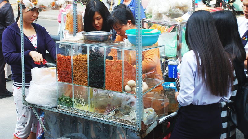 Bánh tráng trộn lề đường Bánh tráng trộn lề đường