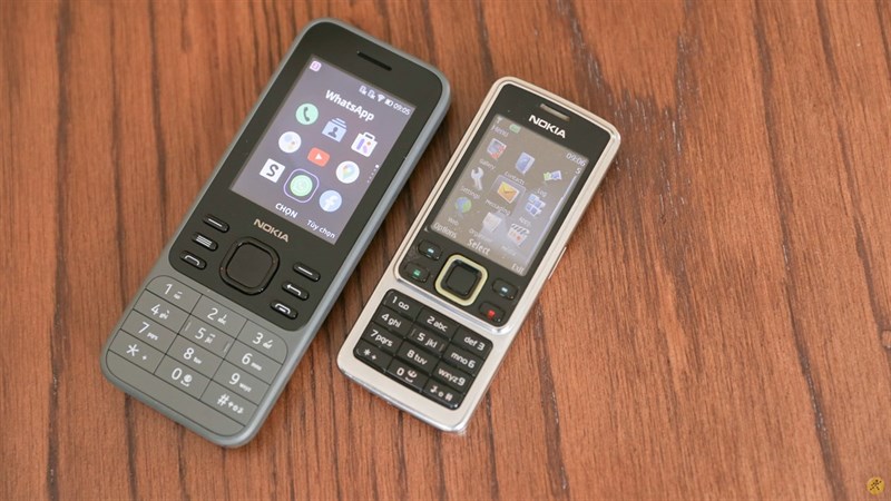 Nokia 6300 là một trong những chiếc điện thoại cổ điển nhất, nhưng với phiên bản 4G mới của nó, nó sẽ mang đến cho bạn trải nghiệm tuyệt vời hơn bao giờ hết. Với tốc độ truy cập Internet nhanh hơn và kho ứng dụng đầy đủ tính năng, bạn sẽ không thể tin được đây là chiếc điện thoại phổ thông.