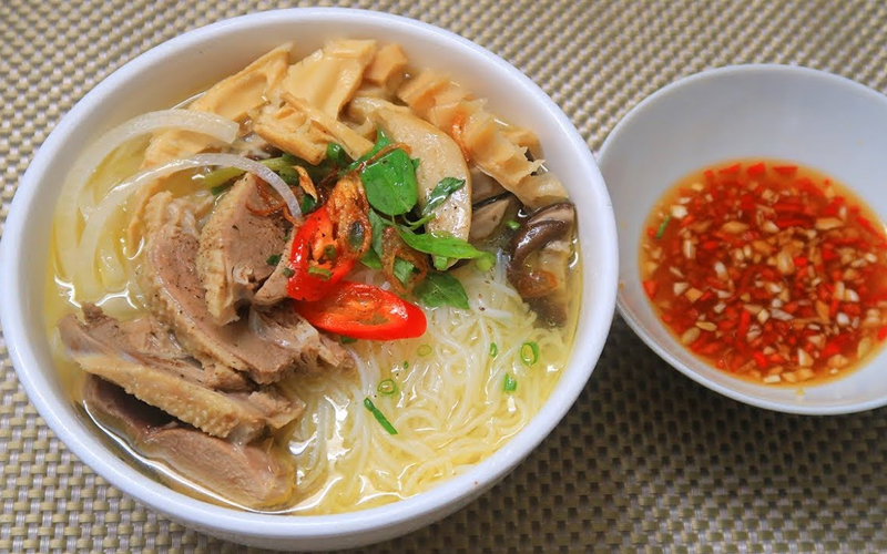  Bún măng vịt