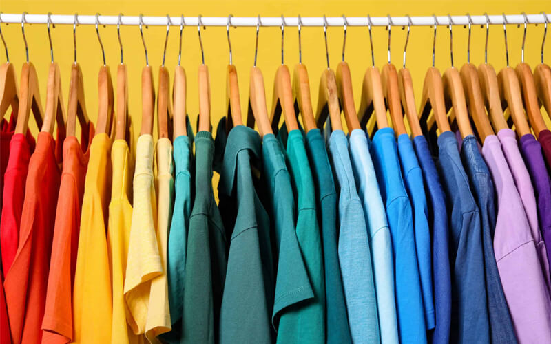 Bỏ túi ngay 4 quy tắc phối màu quần áo đẹp và thời thượng nhất năm 2020