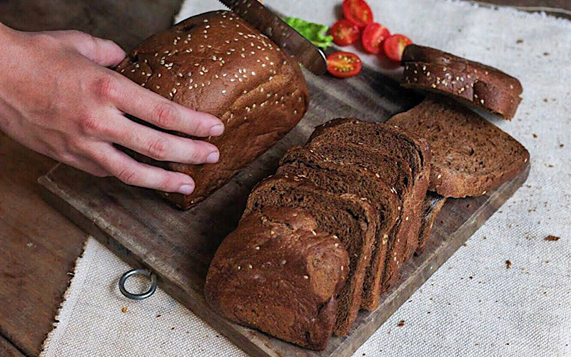 Bánh mì đen