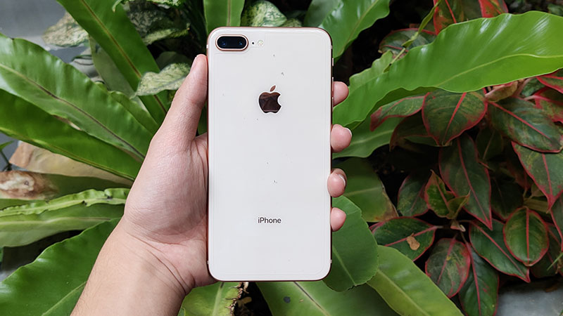 iPhone 8 Plus