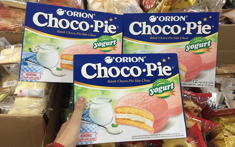 Hộp bánh chocopie sữa chua Hộp bánh chocopie sữa chua