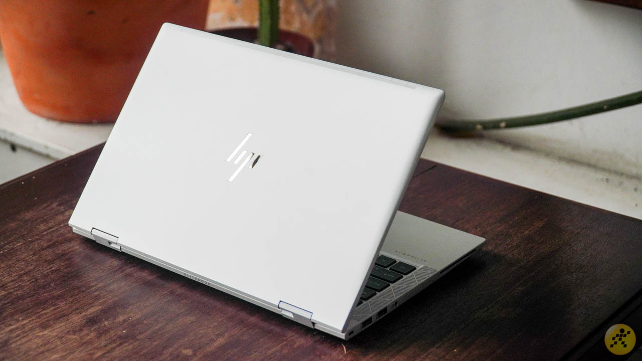 Thiết kế mặt lưng đẹp mắt của HP EliteBook X360 830 G7 Thiết kế mặt lưng đẹp mắt của HP EliteBook X360 830 G7