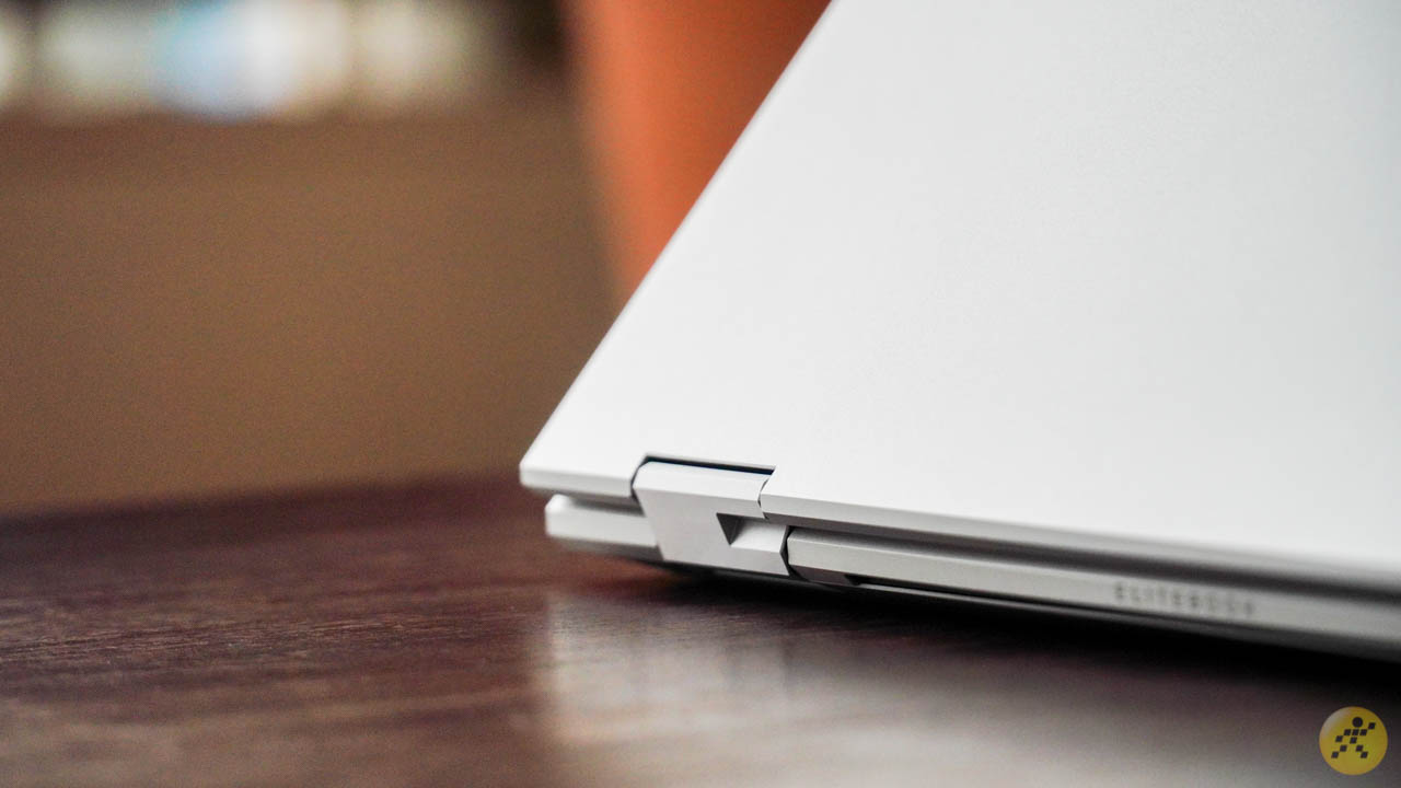 Phần góc máy của chiếc laptop Phần góc máy của chiếc laptop