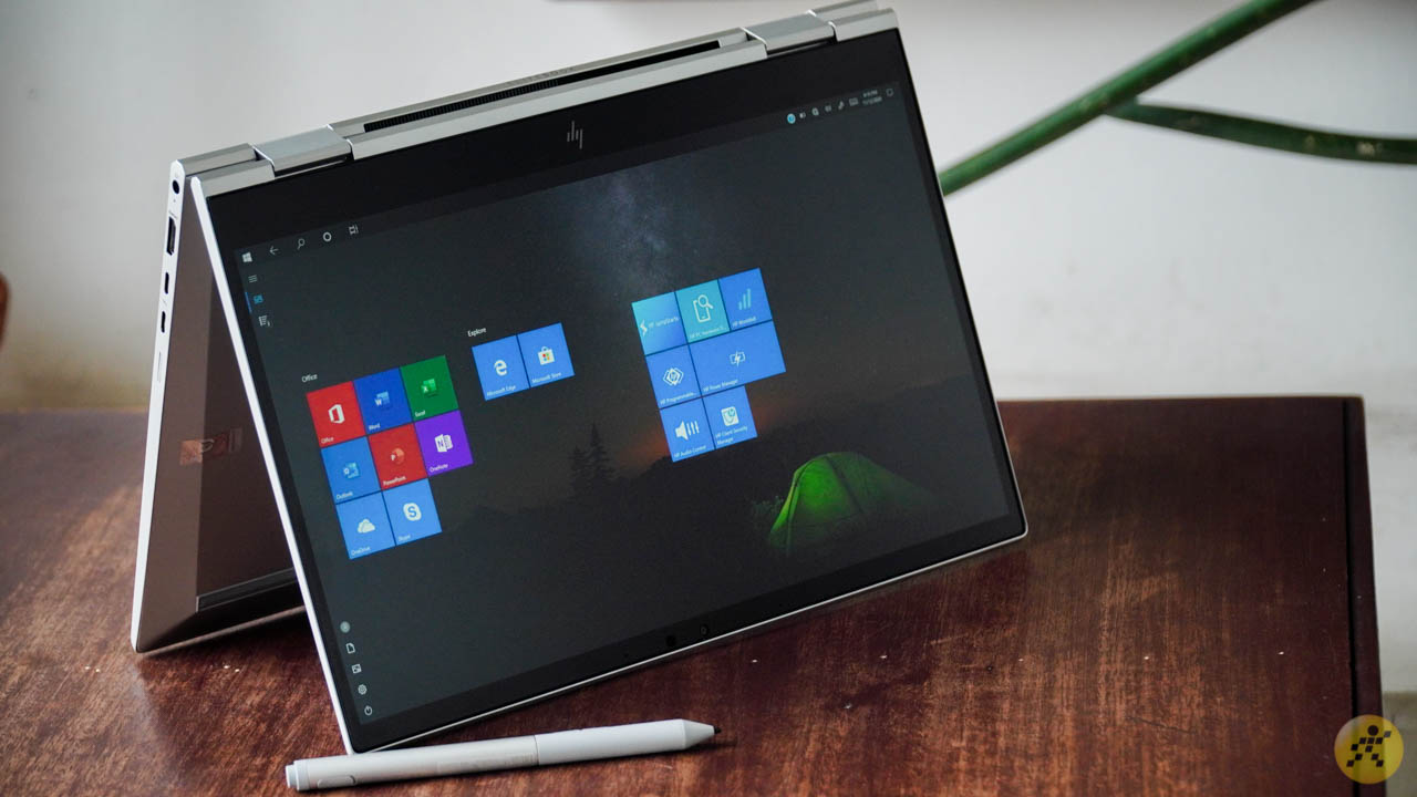 Xoay laptop 360 độ để xử lý tác việc nhanh hơn Xoay laptop 360 độ để xử lý tác việc nhanh hơn