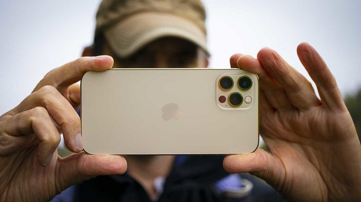 iPhone 12 Pro Max mang đến những tính năng chụp ảnh cao cấp và chất lượng hơn bao giờ hết. Khám phá những mẹo chụp ảnh tuyệt vời cho chiếc điện thoại này và chia sẻ trãi nghiệm của bạn.