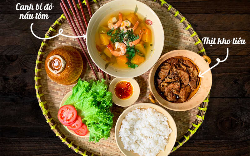 Combo thịt kho tiêu và canh tôm bí đỏ