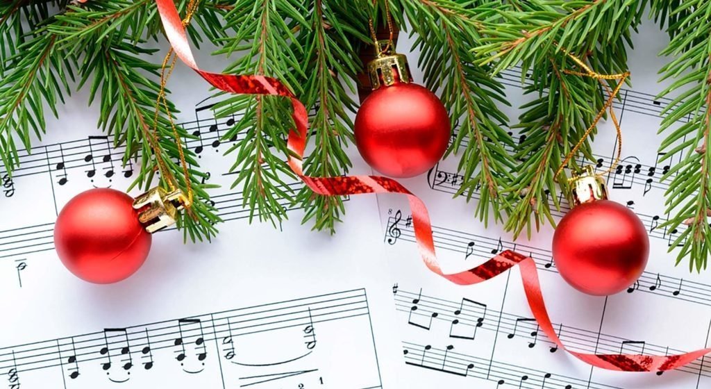 Top quà tặng Noel ấm áp, độc đáo cho người yêu và gia đình thân thương > Bài hát Giáng Sinh