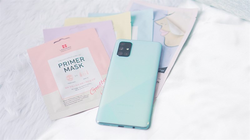 Galaxy A72 5G xuất hiện trong video 360 độ với màu sắc cuốn hút, mặt sau là 4 chứ không phải 5 camera đâu