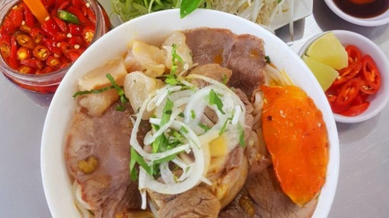 Bún bò Huế Kim Hương