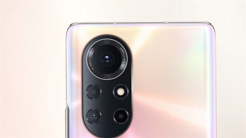Bên cạnh thông số ấn tượng thì 4 camera của Huawei Nova 8 Pro còn mang đến cho người dùng nhiều tính năng thú vị