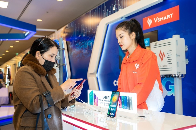 Người dùng hào hứng trải nghiệm Vsmart 5G